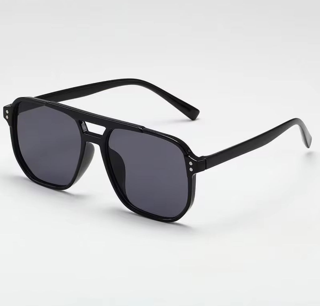 Classic Polarized Black Sunglasses
