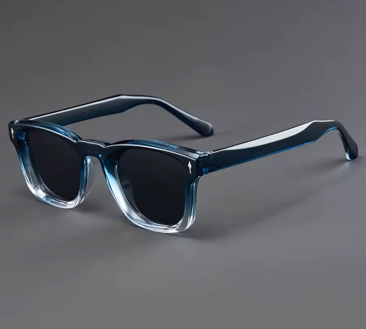 Classic Versatile Polarized Blue Sunglasses